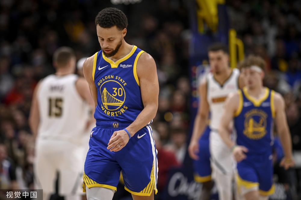 B費兩助攻 B費兩助攻